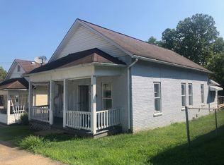 112 Vandale Ave, Spencer, WV 25276