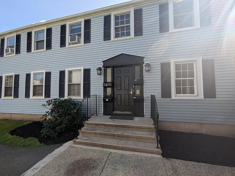 1197-1207 Ella T Grasso Blvd #B1 — Photo 3