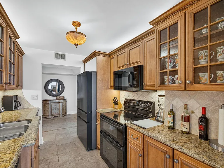5550 N Ocean Dr #20C — Photo 23