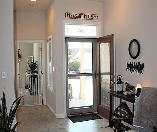 5th image of 815 Waldsmith Way