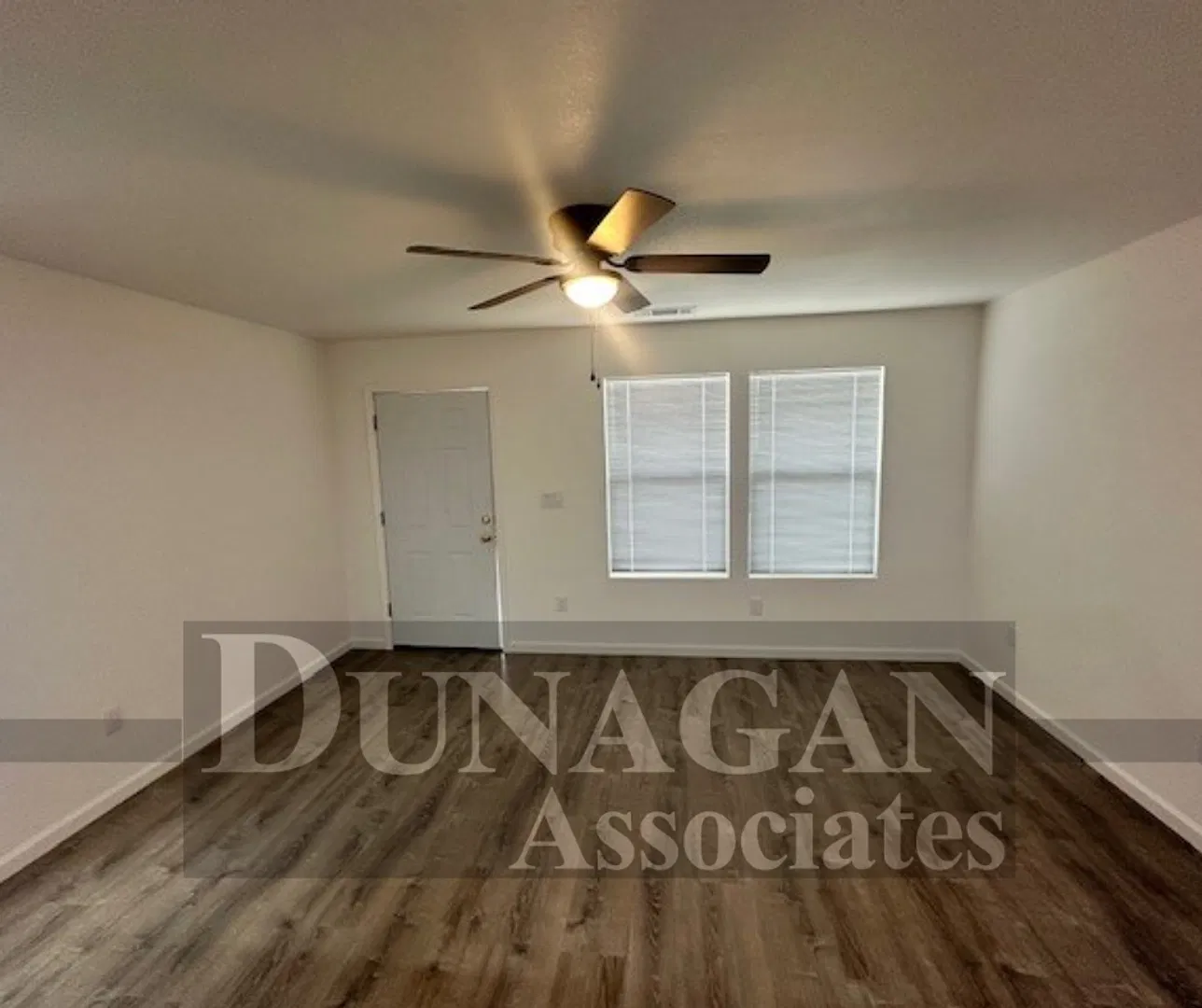New Construction! 1 Bed/1 Bath — Photo 3