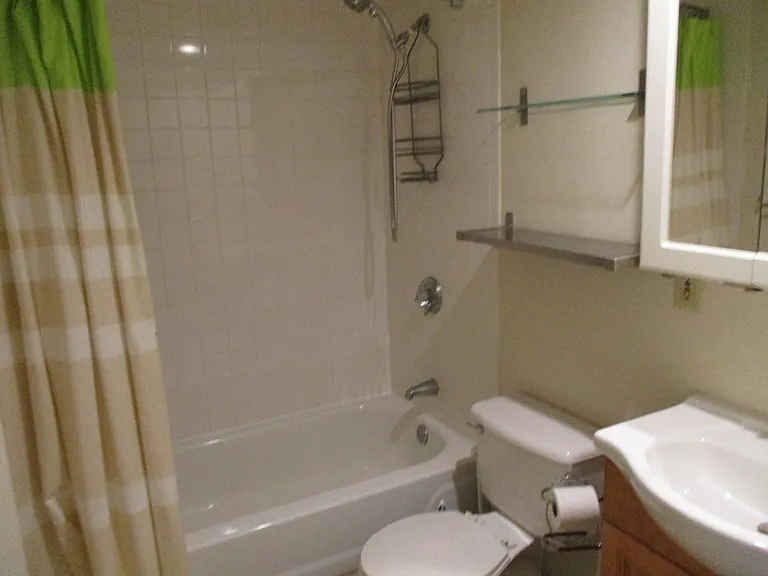 117 W Concord St #7 — Photo 11