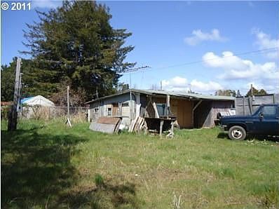 2nd image of 269 Hall Ln