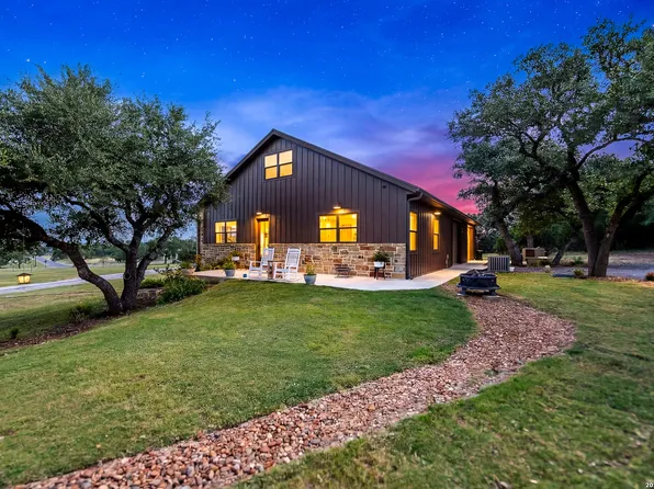 238 SABINAS CREEK RANCH RD, Boerne, TX 78006