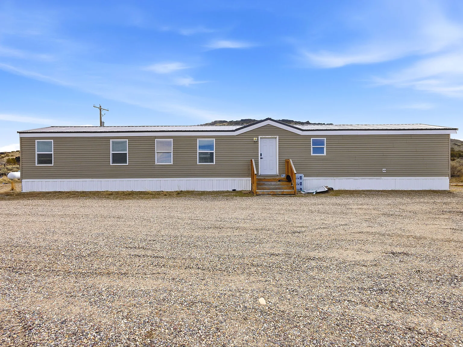 3 bed, 1300 sqft, $1,800 — Photo 3
