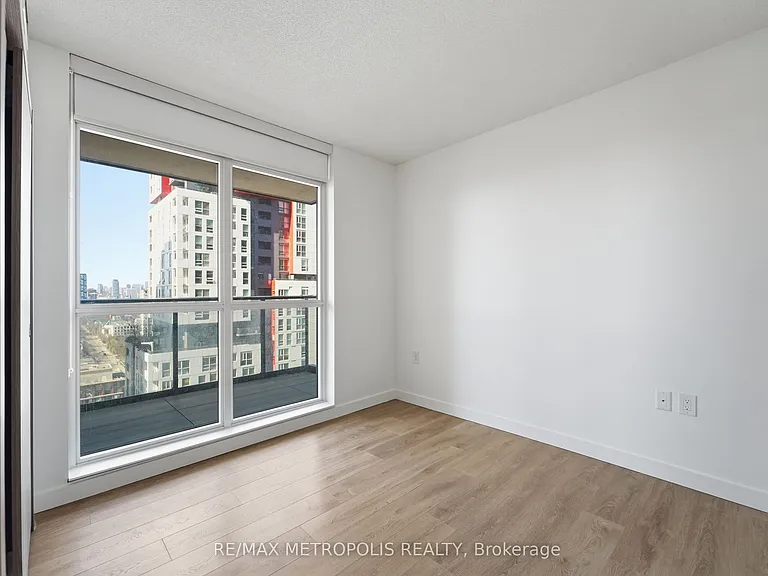 38 Widmer St #2711 — Photo 9