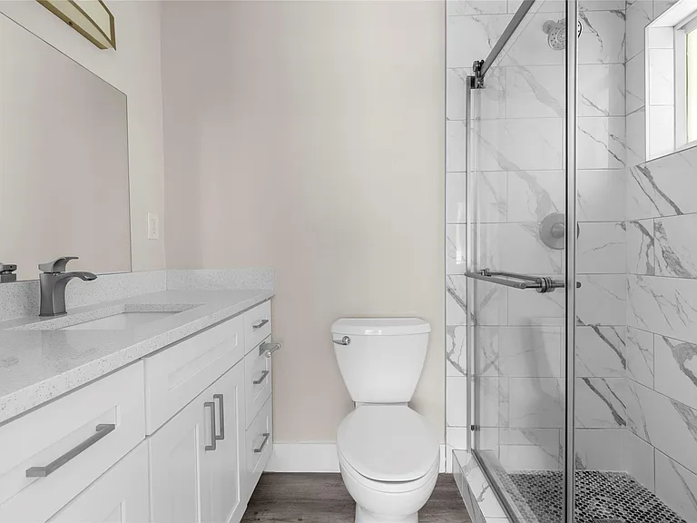 2182 NE 5th Cir — Photo 18