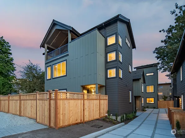 115 N 105th Street, Seattle, WA 98133