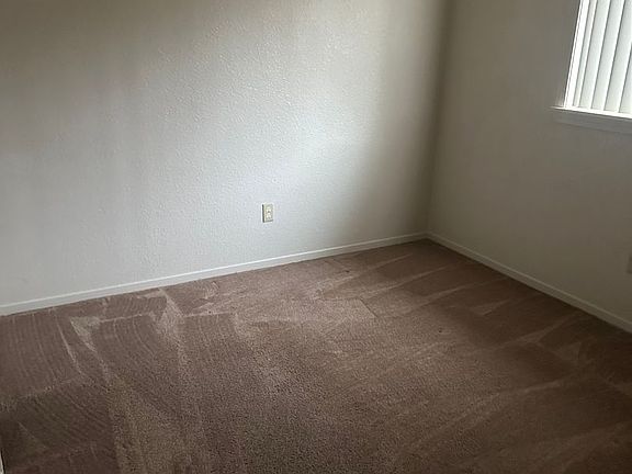 3rd image of 2512 Standiford Ave #B