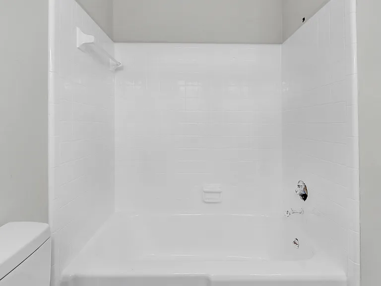 302 Cedar Rd — Photo 22
