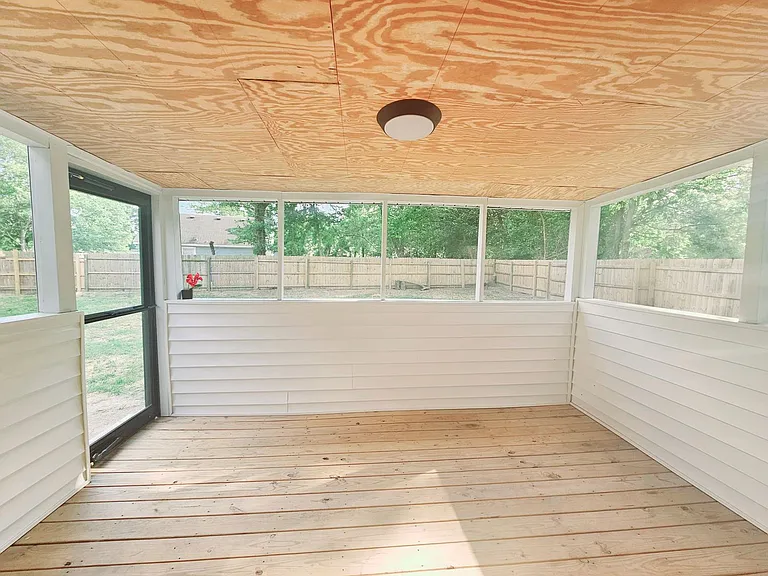 6441 Rutherglen Dr — Photo 11