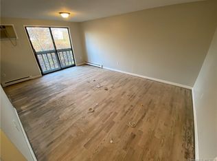 32 Old Foxon Rd #11, New Haven, CT 06513