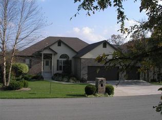 106 Cabana Ct, Branson West, MO 65737