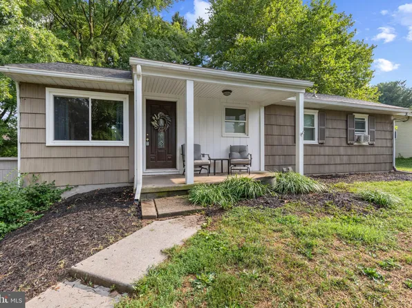 940 Cardinal Rd, Lancaster, PA 17601