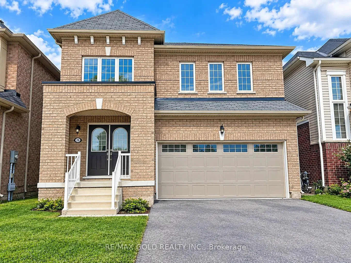 4 bed, $2,800 — Photo 2