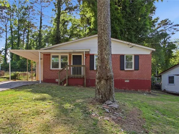 4813 Bartlett Rd, Forest Park, GA 30297