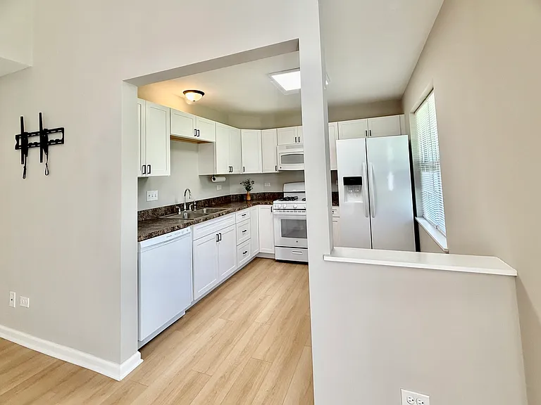 39849 N Harbor Ridge Dr #38-4 — Photo 4