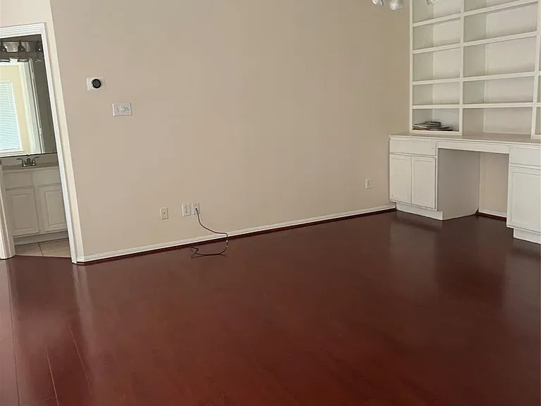 15319 Truslow Point Ln — Photo 8