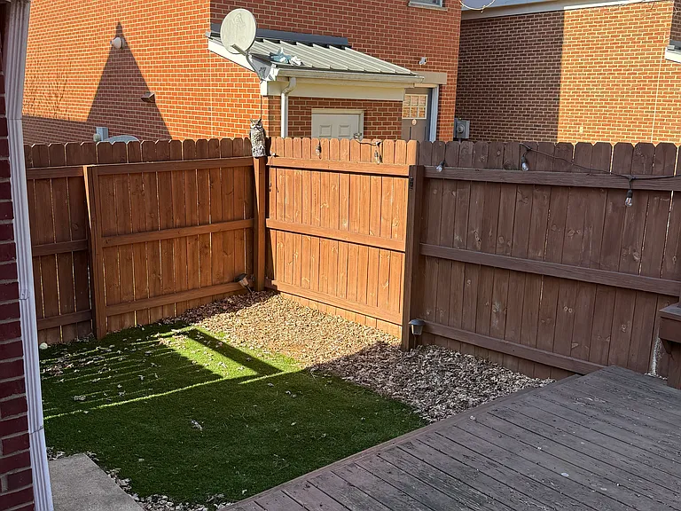 809 Isabella St — Photo 24