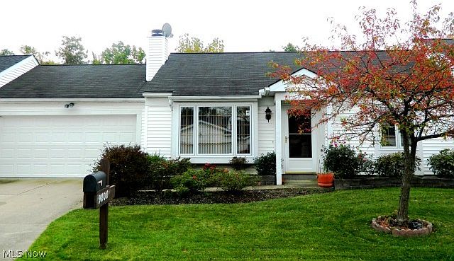 1st image of 9808 Willow Ln