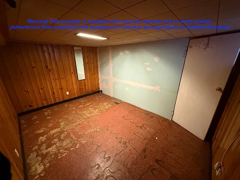 1529 Elbridge St — Photo 15