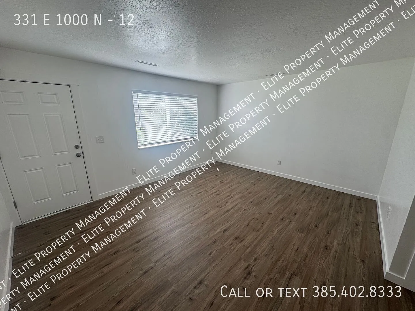 Great Pleasant Grove 2 Bedroom 1.5 bathroom Townhome — Photo 3