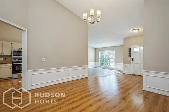3119 Sean Way — Photo 5