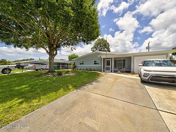 5th image of 2451 Pawnee Dr