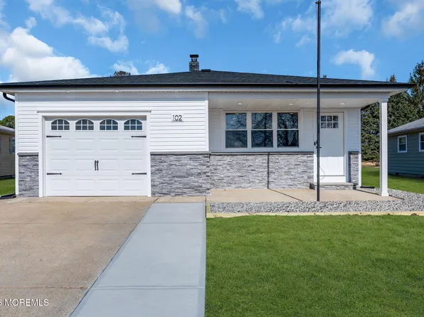 102 Bimini Drive, Toms River, NJ 08757