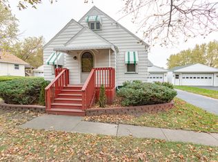 25 E North Ave, Cortland, IL 60112