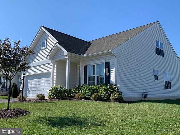 2nd image of 951 Maigold Dr
