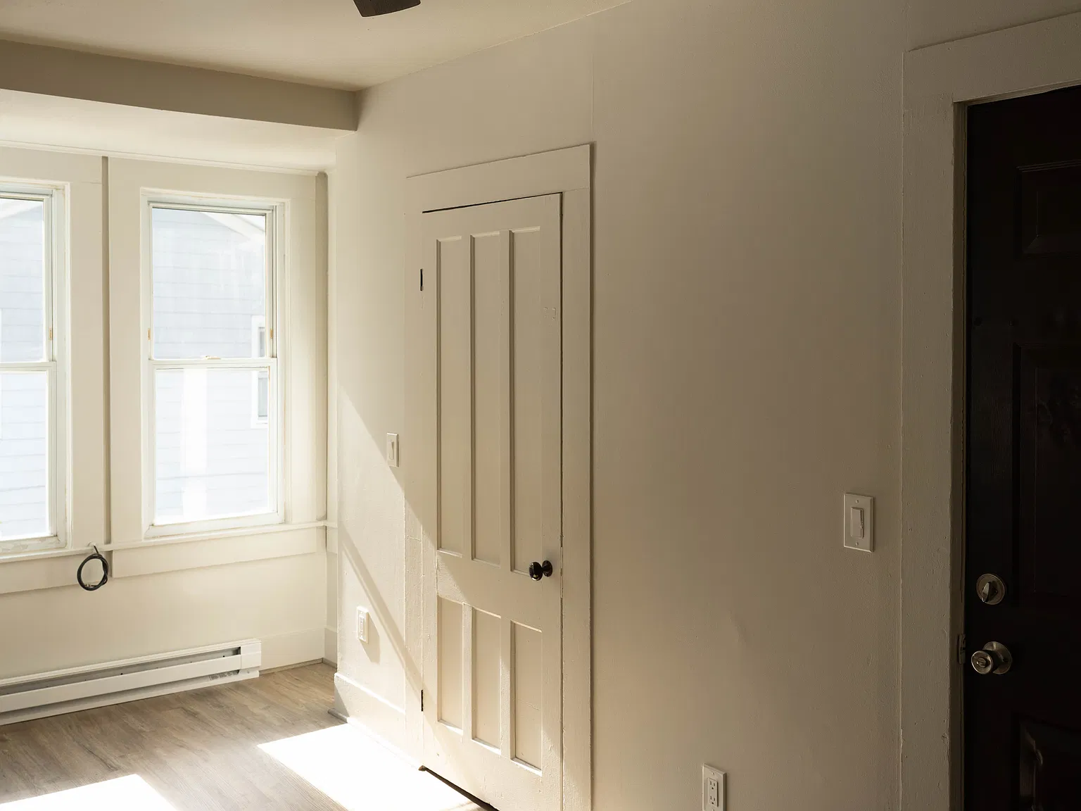 Studio, $800 — Photo 2