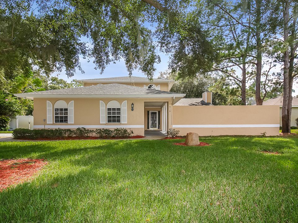 1st image of 918 Hollyshore Dr