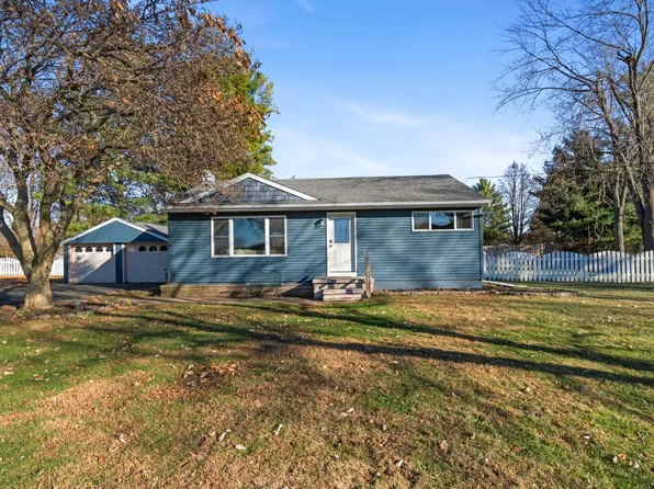 155 S Harvey Rd, Jackson, MI 49201