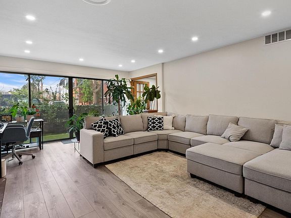 5th image of 800 N Pearl St APT 101
