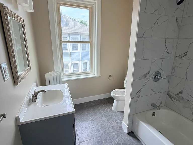 59 Lexington Ave #B — Photo 8