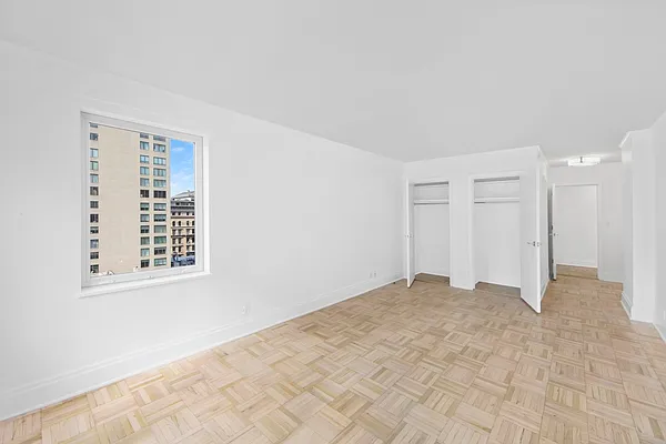 Rented by Stonehenge NYC LLC | media 12