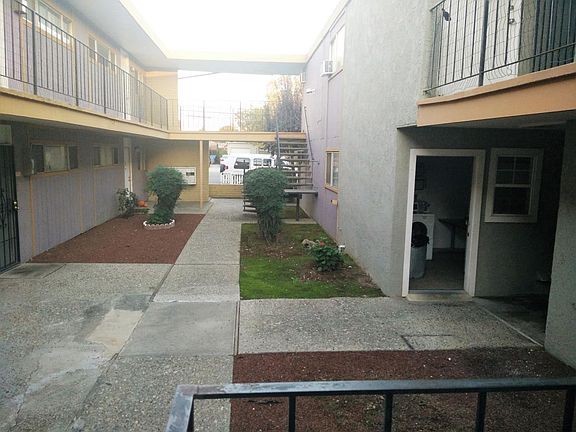 On-site laundry facilities