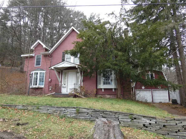 6 S Mountain Rd, Binghamton, NY 13903