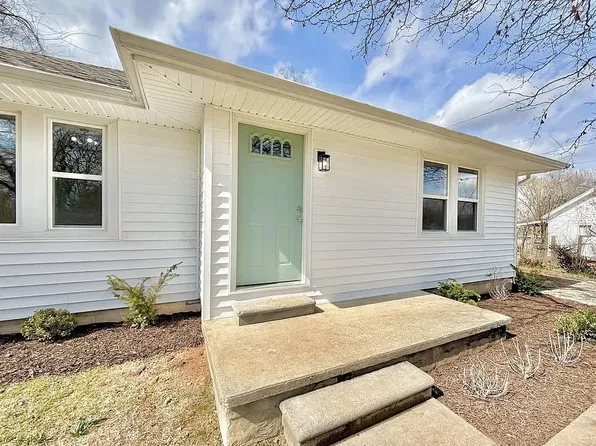 2711 Kenwood Dr, Hopkinsville, KY 42240