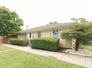 4425 W Hollywood Ave, Chicago, IL 60646