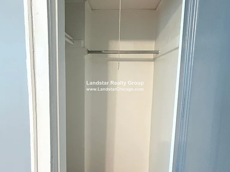 118 S Austin Blvd #1 — Photo 14