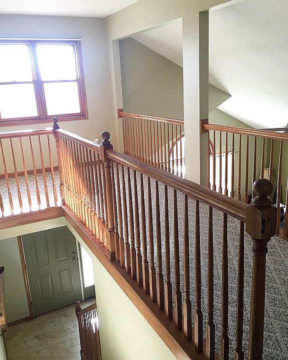 2nd image of 2088 Laura Ct