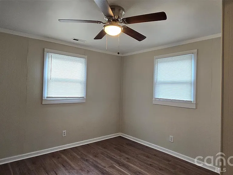 732 Taylor St — Photo 7