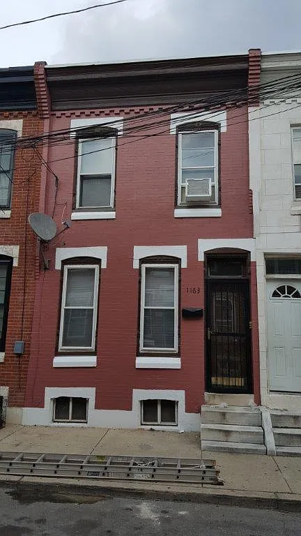 Cleveland St - a — Photo 2