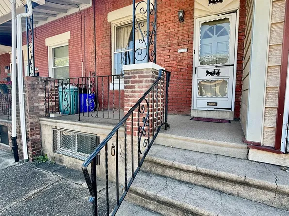 4614 Higbee St, Philadelphia, PA 19135