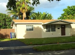 241 N 69th Way, Hollywood, FL 33024