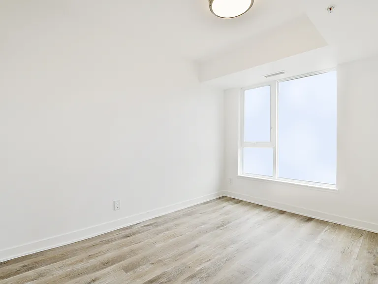 19 Robinson Ave — Photo 19