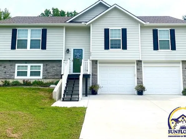 409 Turkey Run Cir, Oskaloosa, KS 66066