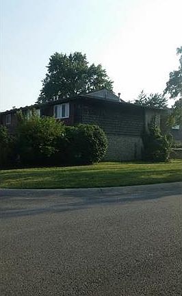 4th image of 1220 N 77th Ter